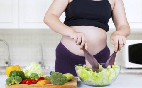 孕妇第一个月吃什么,孕妇第一个月的营养需求与饮食建议